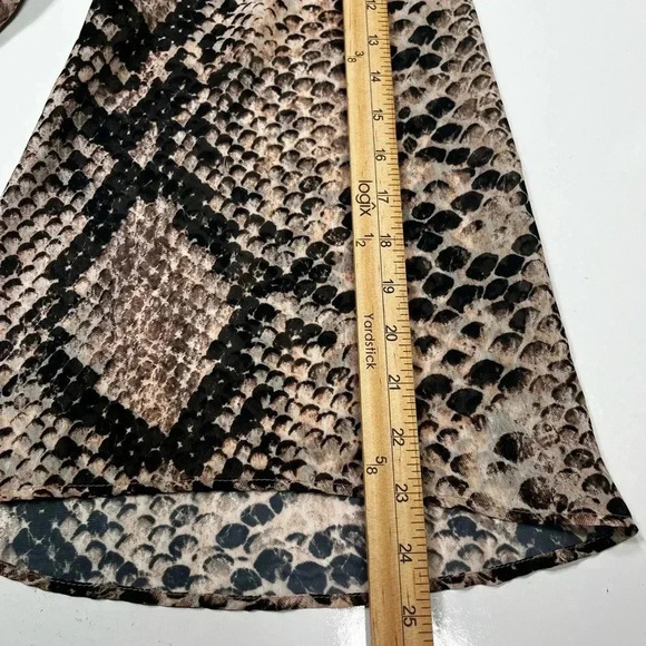 Show Me Your Mumu Blouse Snake Python Brown Bell Sleeve Sheer Women’s Size XS - Picture 11 of 14